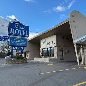 Hotel Royal, Secaucus